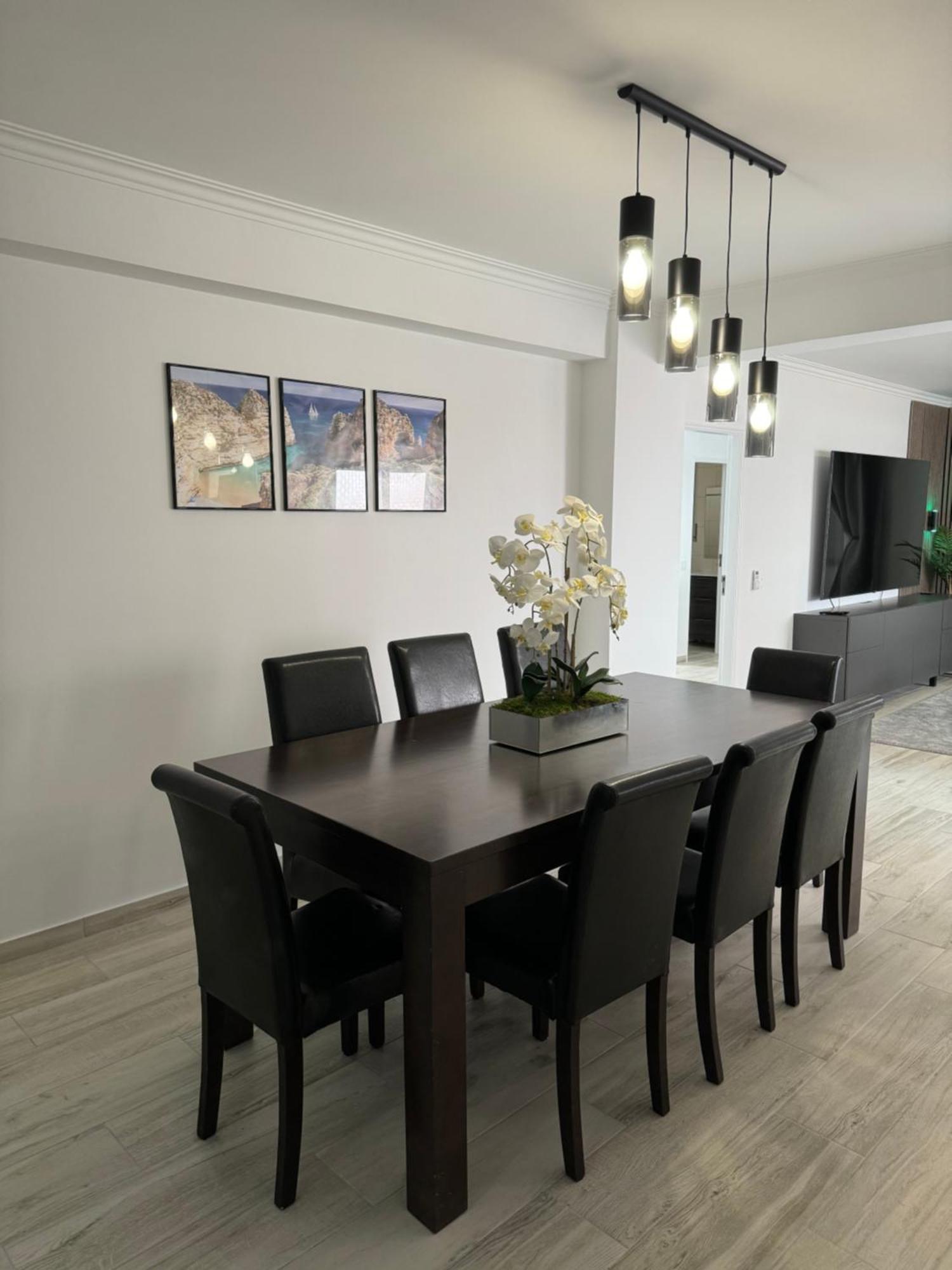 Princess Retreat Beautiful Modern Aprt 2 Min Walk From Quarteira Beach 외부 사진