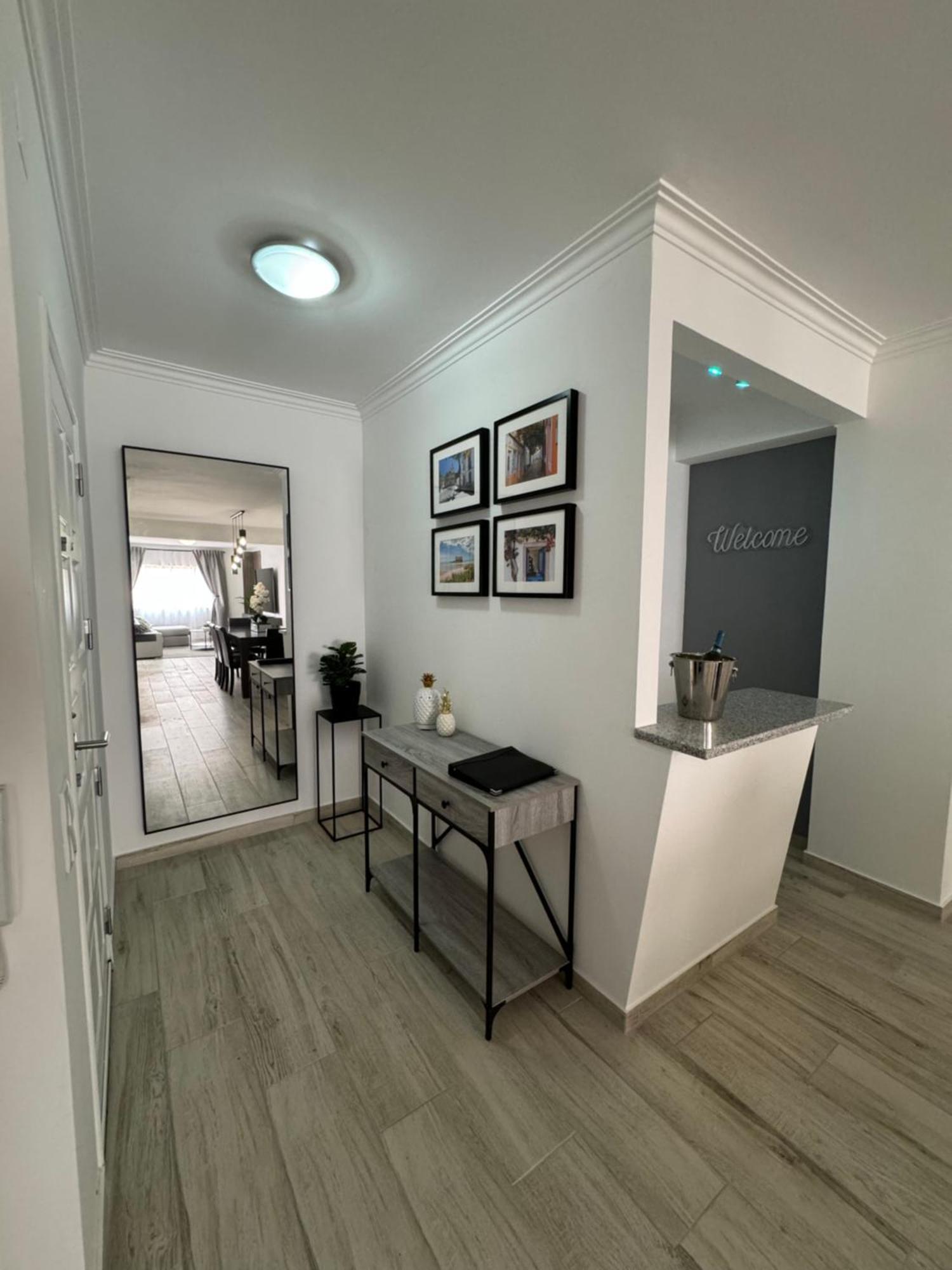 Princess Retreat Beautiful Modern Aprt 2 Min Walk From Quarteira Beach 외부 사진